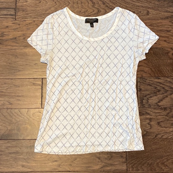 Banana Republic Tops - Medium White Banana Republic T-Shirt